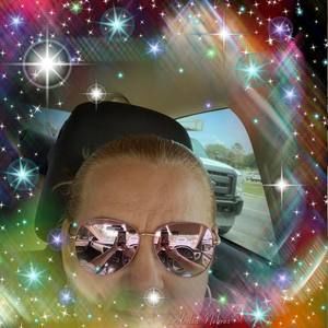 Meet your Posher, Idalia